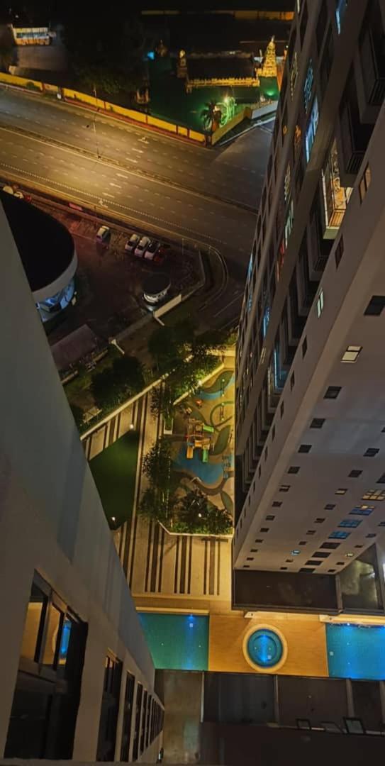 G-residence Plentong Apartemen