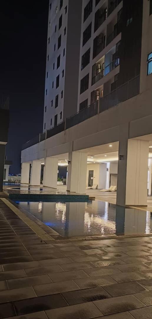 G-residence Plentong Apartemen